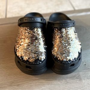 Crocs (Black/Metallic) Platform Clogs Crocs LIMITED Edition